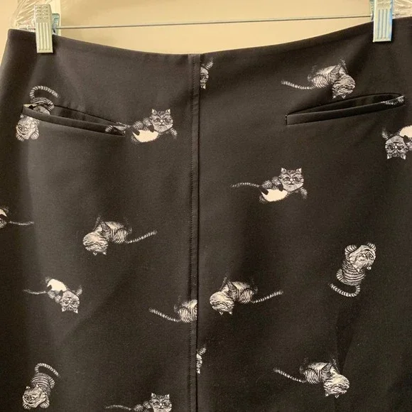 Disney's Alice Through the Looking Glass Cheshire Cat Miniskirt, Size 12 - Picture 5 of 12